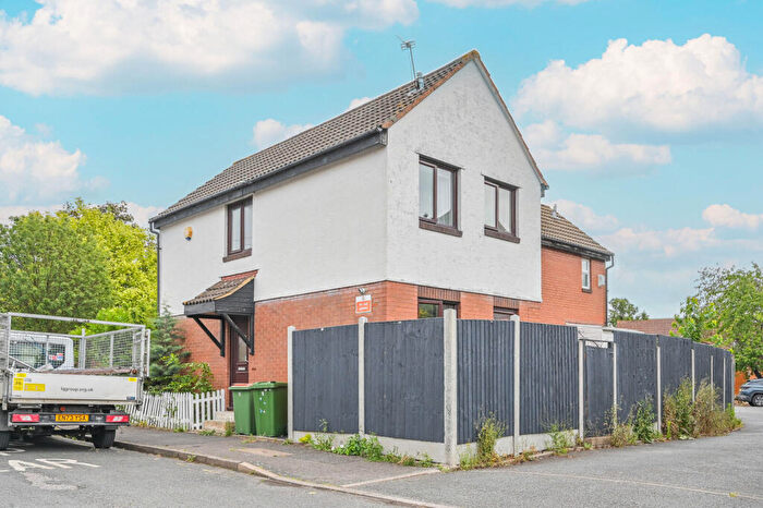 3 Bedroom House For Sale In Gautrey Square, Beckton, London, E6