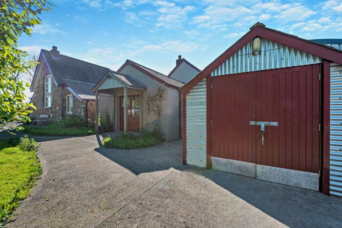 6 Bedroom Detached House For Sale In Llawhaden, Narberth, SA67