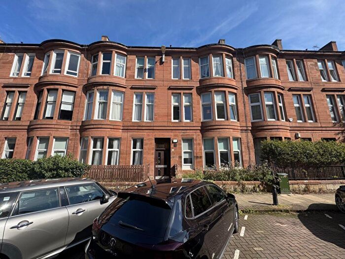 2 Bedroom Flat To Rent In White Street, Partick, G11