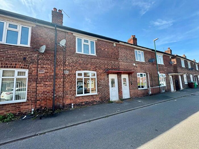 2 Bedroom House To Rent In Kennington Road, Lenton, NG7