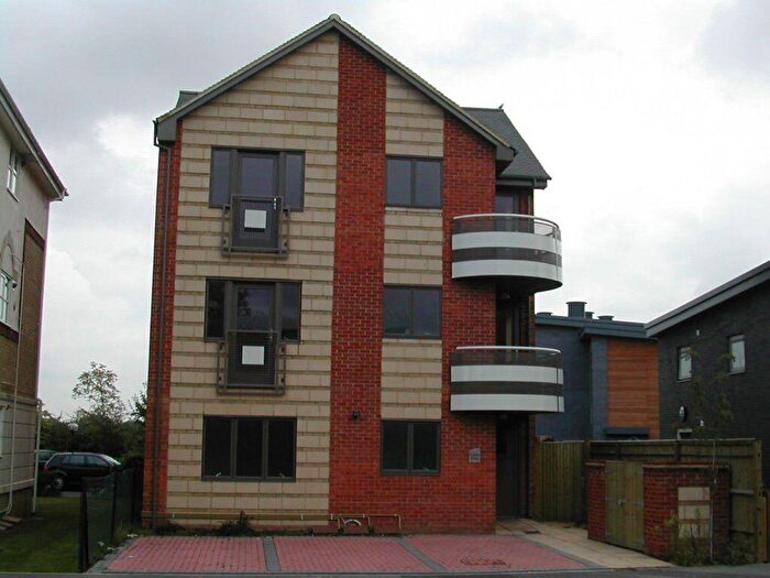 2 Bedroom Flat To Rent In Richards Way, Cippenham, SL1