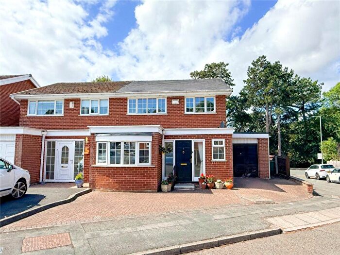 3 Bedroom Semi-Detached House For Sale In Summerfield, Bromborough, Wirral, CH62