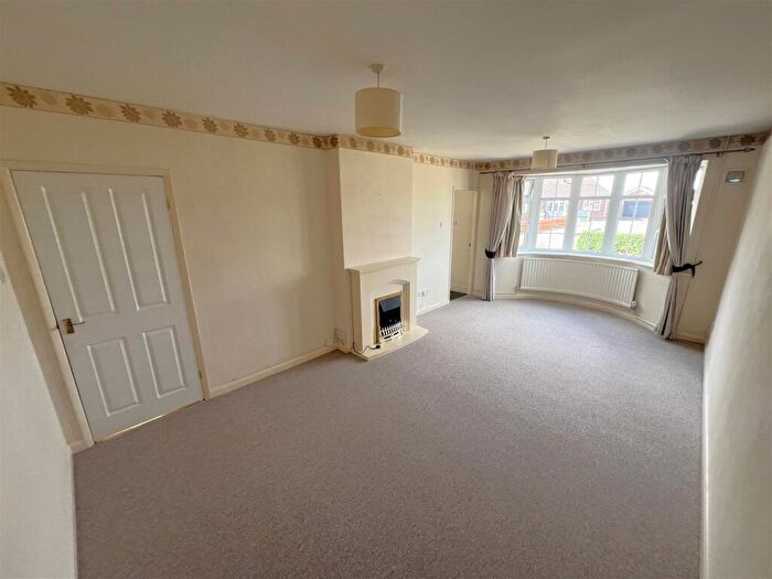 2 Bedroom Bungalow For Sale In Moor Park, Ruskington, NG34