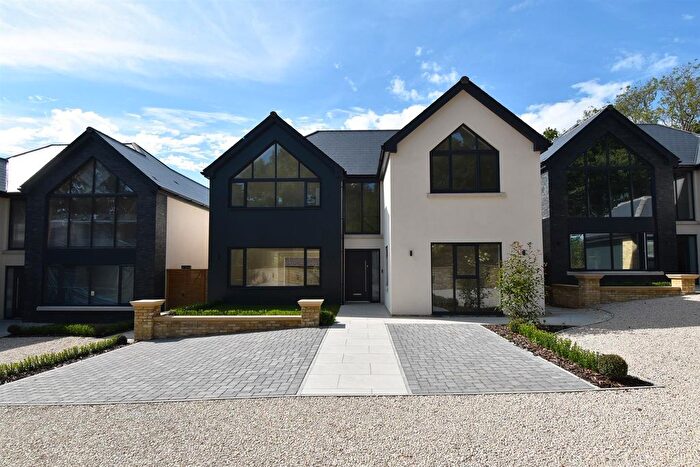 5 Bedroom Detached House To Rent In Sedlescombe Road North, St. Leonards-On-Sea, TN37