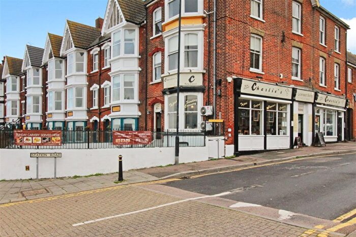 1 Bedroom Flat For Sale In Station Road, Herne Bay, CT6
