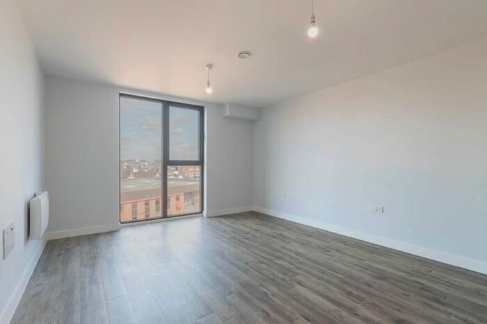 1 Bedroom Flat To Rent In The Forge, Bradford Street, B12