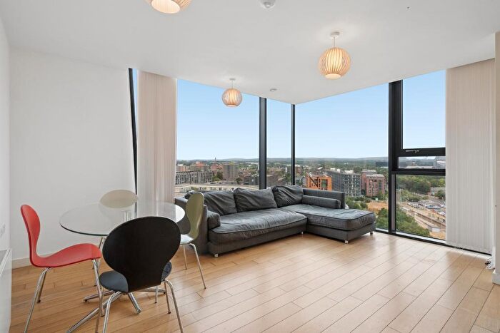 2 Bedroom Apartment For Sale In Great Ancoats Street, Manchester, M4