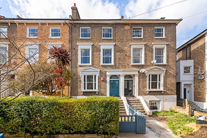 3 Bedroom Maisonette For Sale In Tyrwhitt Road, Brockley, London, SE4