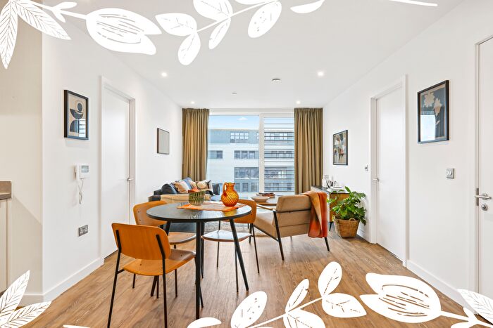 2 Bedroom Flat To Rent In The Kell, Gillingham Gate Road, Gillingham, ME4