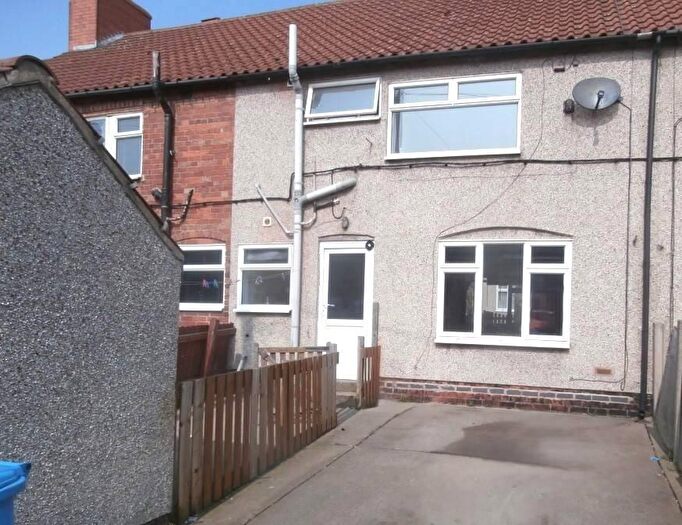 3 Bedroom House To Rent In Third Avenue, Forest Town, NG19