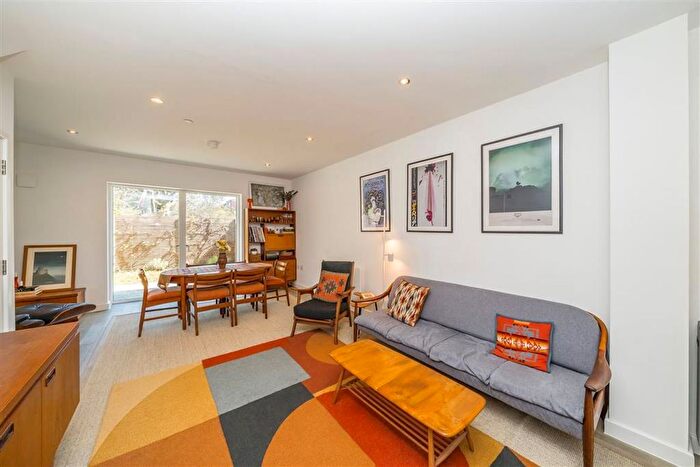 4 Bedroom Property For Sale In Welford Mews, Hither Green, SE6