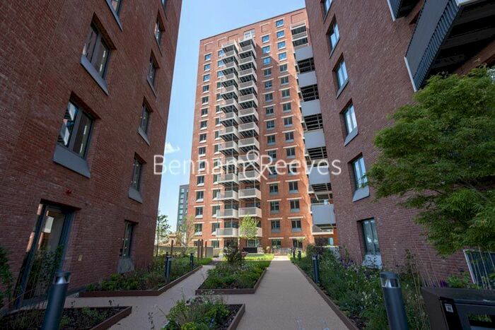 1 Bedroom Flat To Rent In Makers Yard, London, E3