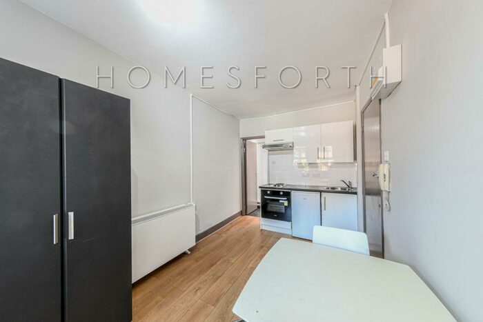 Studio To Rent In Iverson Road, West Hampstead, NW6
