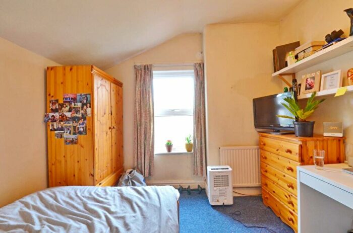 5 Bedroom House To Rent In Seymour Avenue, Bristol, BS7