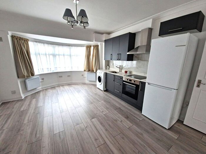 2 Bedroom Flat To Rent In All Souls Avenue, London, Greater London, NW10