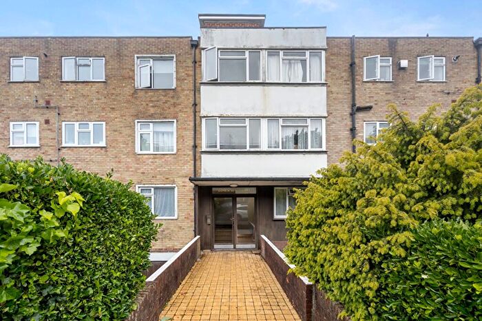 1 Bedroom Flat For Sale In Wilbury Villas, Somerset Court, BN3