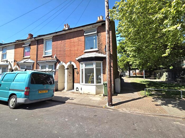 3 Bedroom House To Rent In Agincourt Road, Portsmouth, PO2