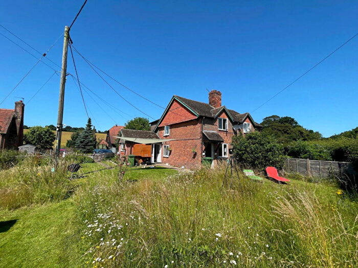 3 Bedroom Semi-Detached House To Rent In Newbury Road, Compton, Newbury, RG20