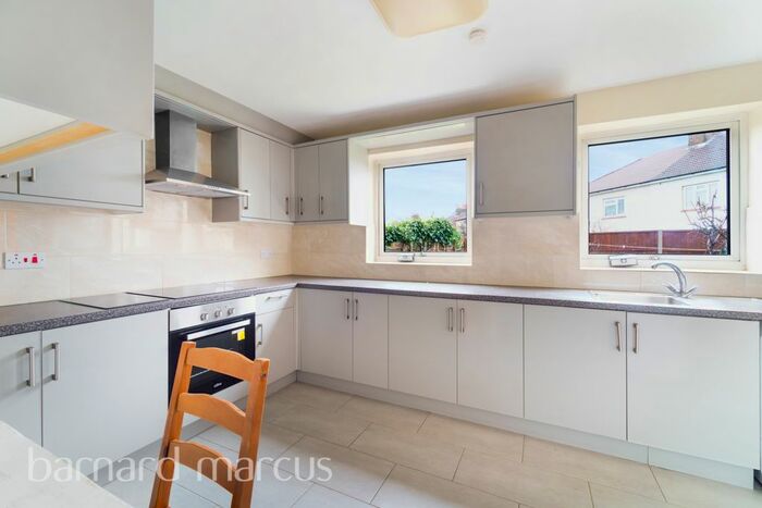 4 Bedroom Property To Rent In Mount Road, Mitcham, CR4