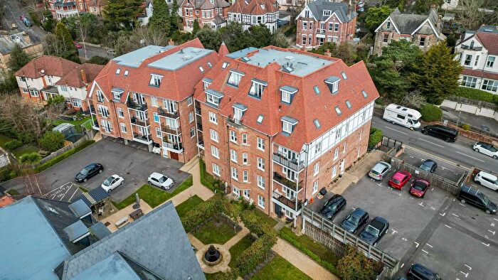 1 Bedroom Flat For Sale In Knyverton Road, Bournemouth, BH1