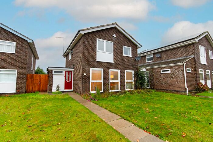 3 Bedroom Detached House For Sale In Auborn Gardens, Peterborough, PE3