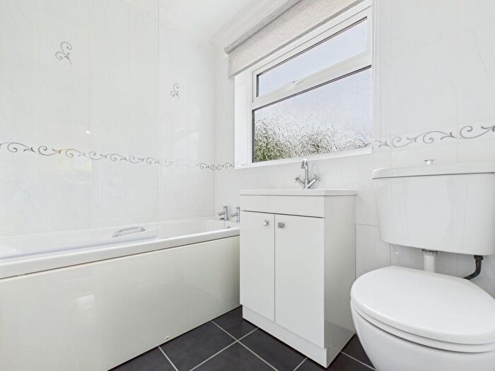 2 Bedroom Detached Bungalow For Sale In Grimshoe Road, Downham Market, PE38