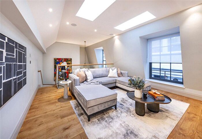 2 Bedroom Town House For Sale In Strand Chambers, Strand, WC2R