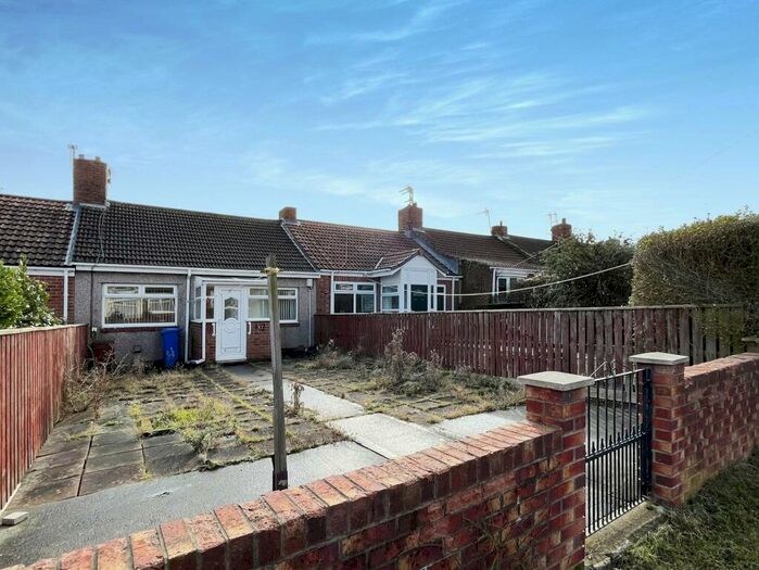 2 Bedroom Bungalow To Rent In Newcastle Avenue, Horden, Peterlee, Durham, SR8