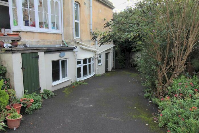 2 Bedroom Flat To Rent In Bristol Road Lower, Weston Super Mare, BS23