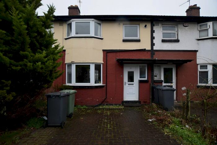 3 Bedroom Terraced House To Rent In Burley Wood Crescent, Leeds, West Yorkshire, LS4
