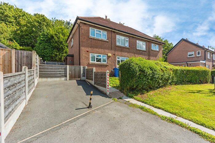 1 Bedroom Maisonette For Sale In Mount Drive, Marple, Stockport, Greater Manchester, SK6