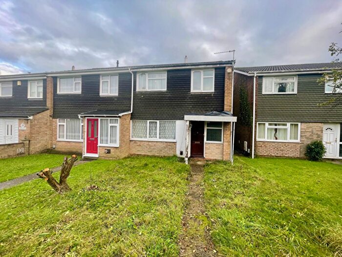 3 Bedroom Property To Rent In Tiberius Road, Luton, LU3