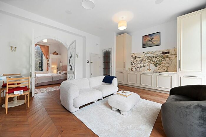 1 Bedroom Flat For Sale In Sutherland Avenue, London, W9