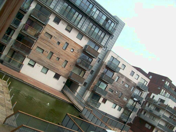 2 Bedroom Apartment To Rent In Advent, Manchester City Centre, Manchester, M4