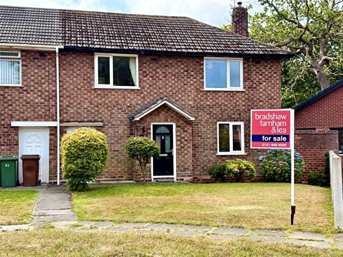 3 Bedroom End Of Terrace House For Sale In Palatine Road, Wirral, Merseyside, CH62