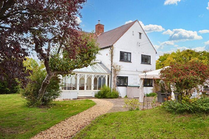 4 Bedroom Detached House For Sale In Bredon`s Norton, Tewkesbury, Gloucestershire, GL20