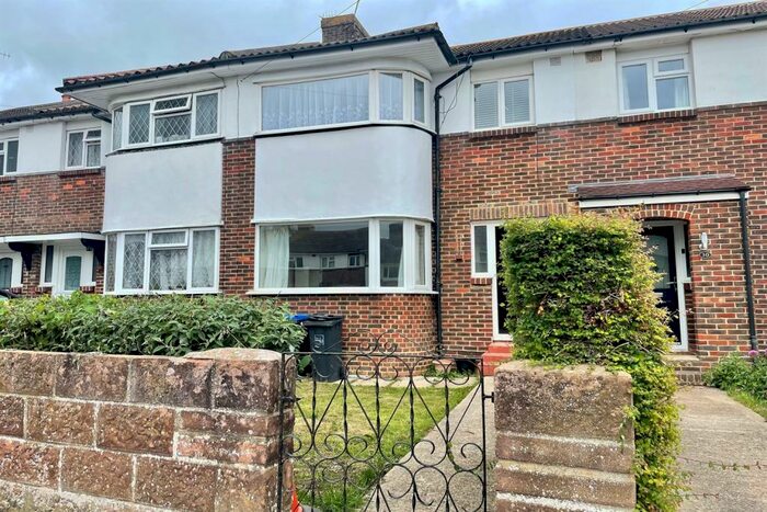 3 Bedroom House To Rent In Turner Road, Worthing, BN14