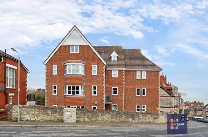2 Bedroom Apartment For Sale In Stafford Road, Swanage, BH19