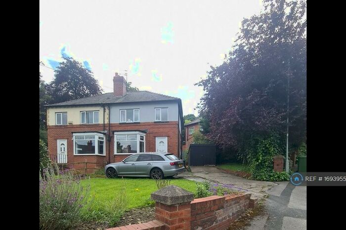 3 Bedroom Semi-Detached House To Rent In Ridge Grove, Leeds, LS7