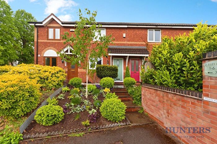 2 Bedroom Property For Sale In Cedar Park Road, Redditch, B97