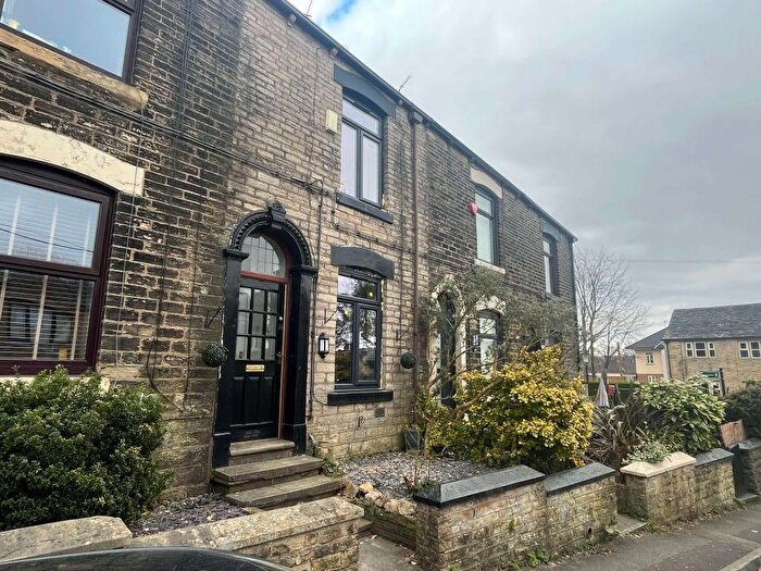 2 Bedroom Terraced House To Rent In Cooper Street, Springhead, OL4