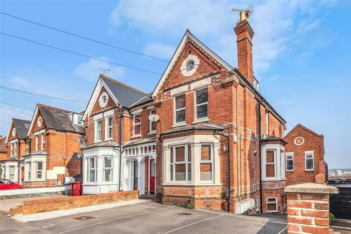 1 Bedroom Flat To Rent In Tilehurst Road, Reading, Berkshire, RG30