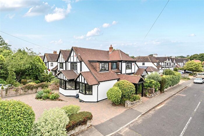 4 Bedroom Country House For Sale In A Manor Way, Egham, Surrey, TW20