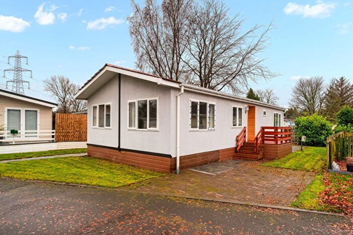2 Bedroom Park Home For Sale In Beechtree Park, Denny, FK6