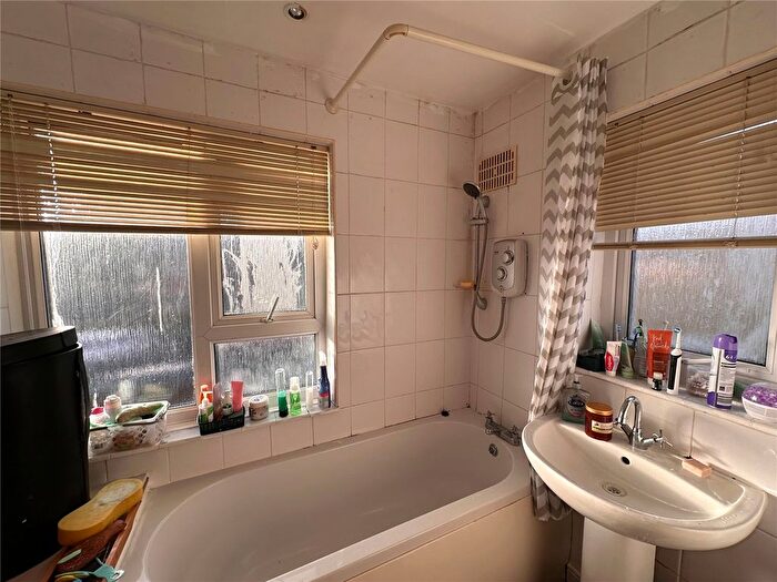 3 Bedroom End Of Terrace House For Sale In Tatton Close, Hazel Grove, Stockport, Greater Manchester, SK7