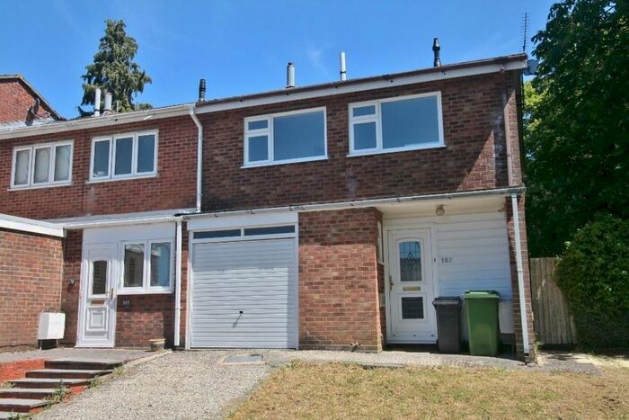 3 Bedroom Terraced House To Rent In Frescade Crescent, Basingstoke RG21