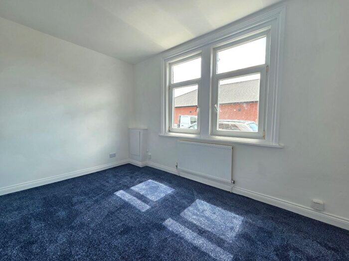 1 Bedroom Flat To Rent In Copnor Road, Portsmouth, PO3