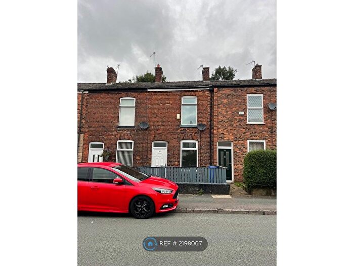 2 Bedroom Terraced House To Rent In Bennett Street, Hyde, SK14