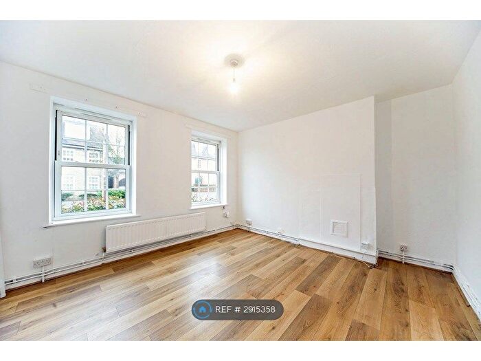 2 Bedroom Flat To Rent In Gilton Road, London, SE6