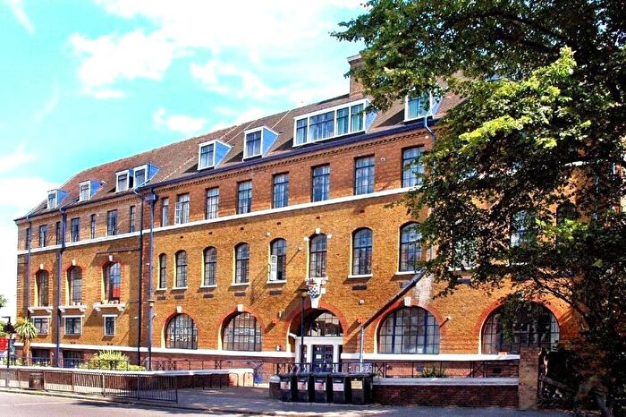 2 Bedroom Flat To Rent In Academy Apartments, Institute Place, Hackney, London, E8